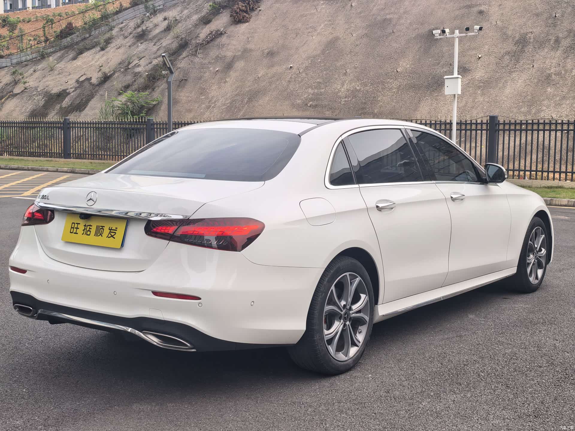 Mercedes-Benz E-Class, 2021 39