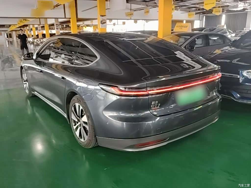 NIO ET7, 2022 все фото