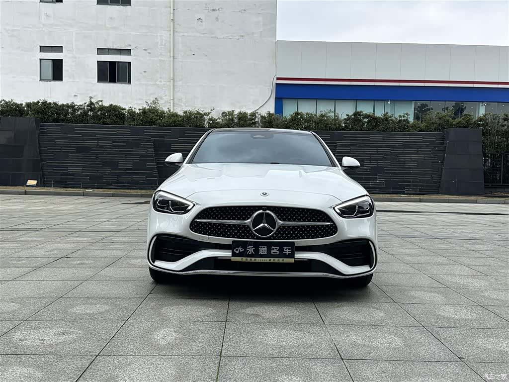 Mercedes-Benz C-Class, 2025 2