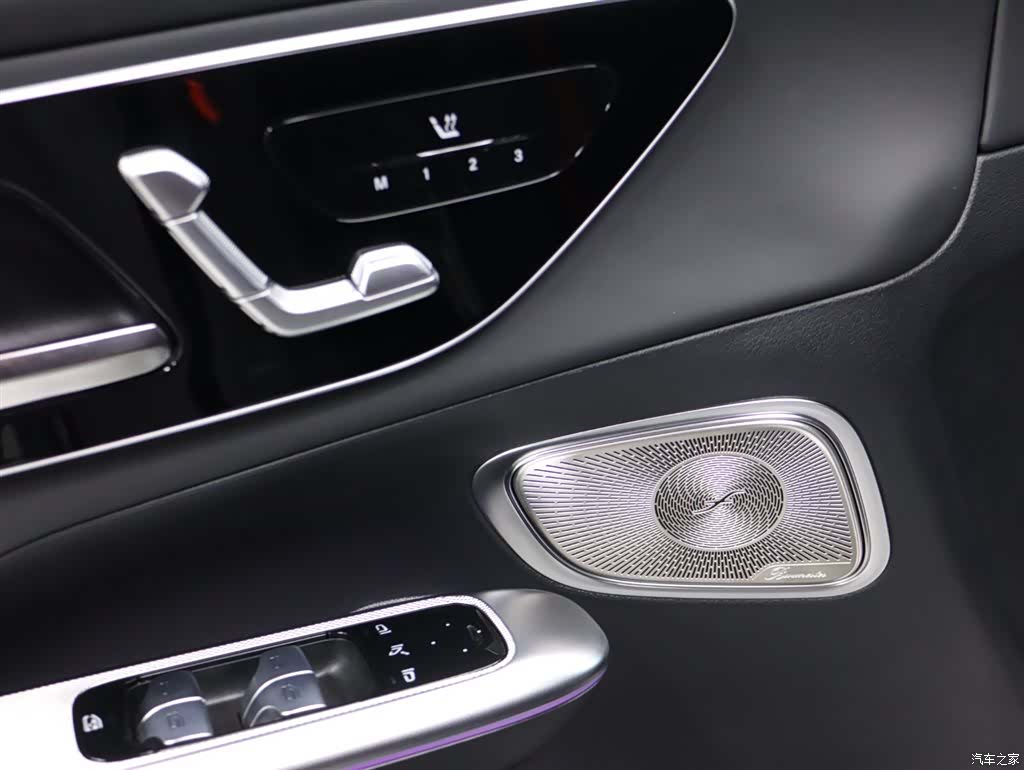 Mercedes-Benz GLC, 2026 6