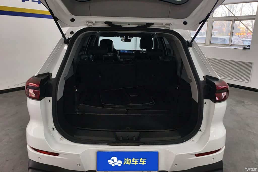Chery Tiggo 8, 2022 4
