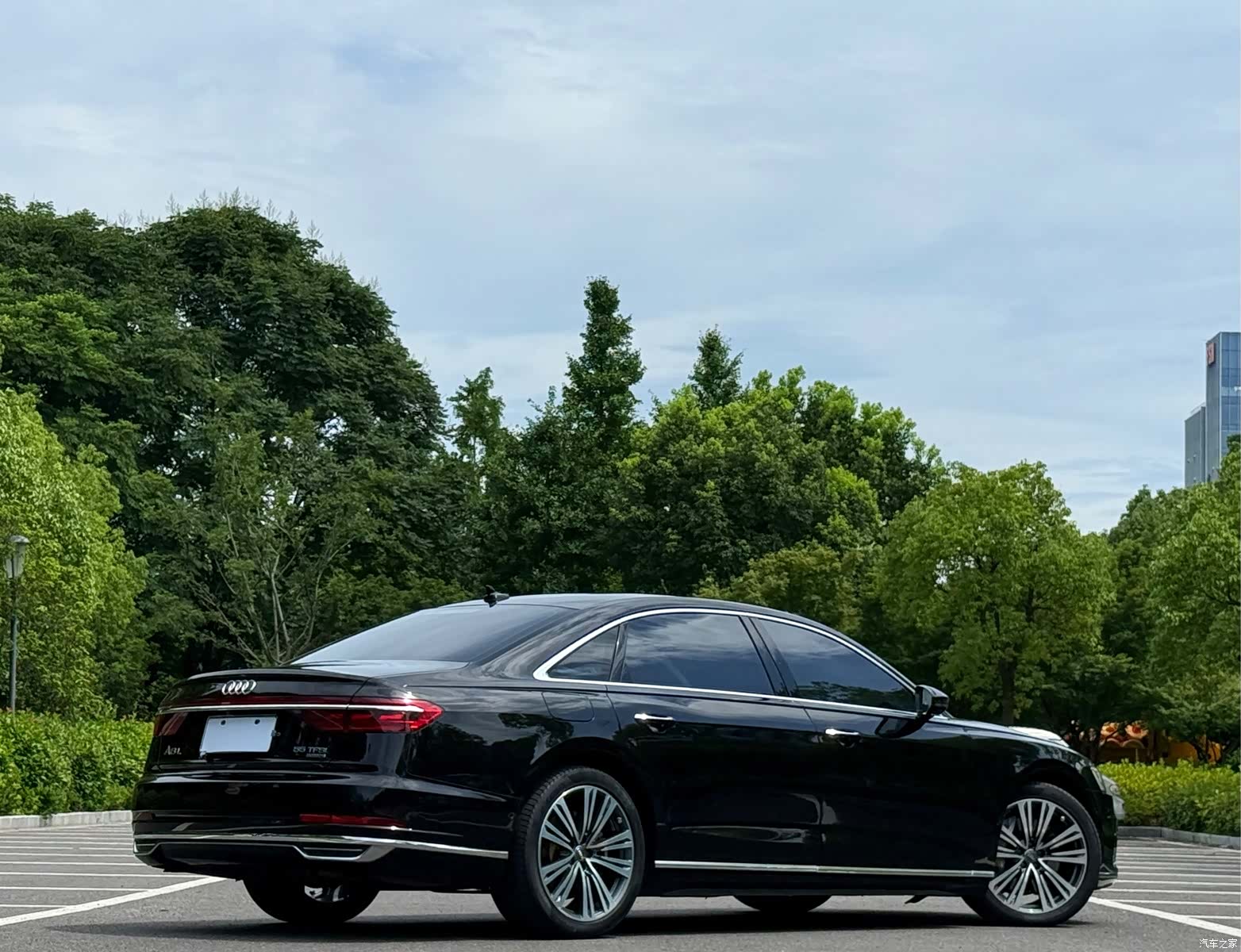 Audi A8L, 2018 все фото