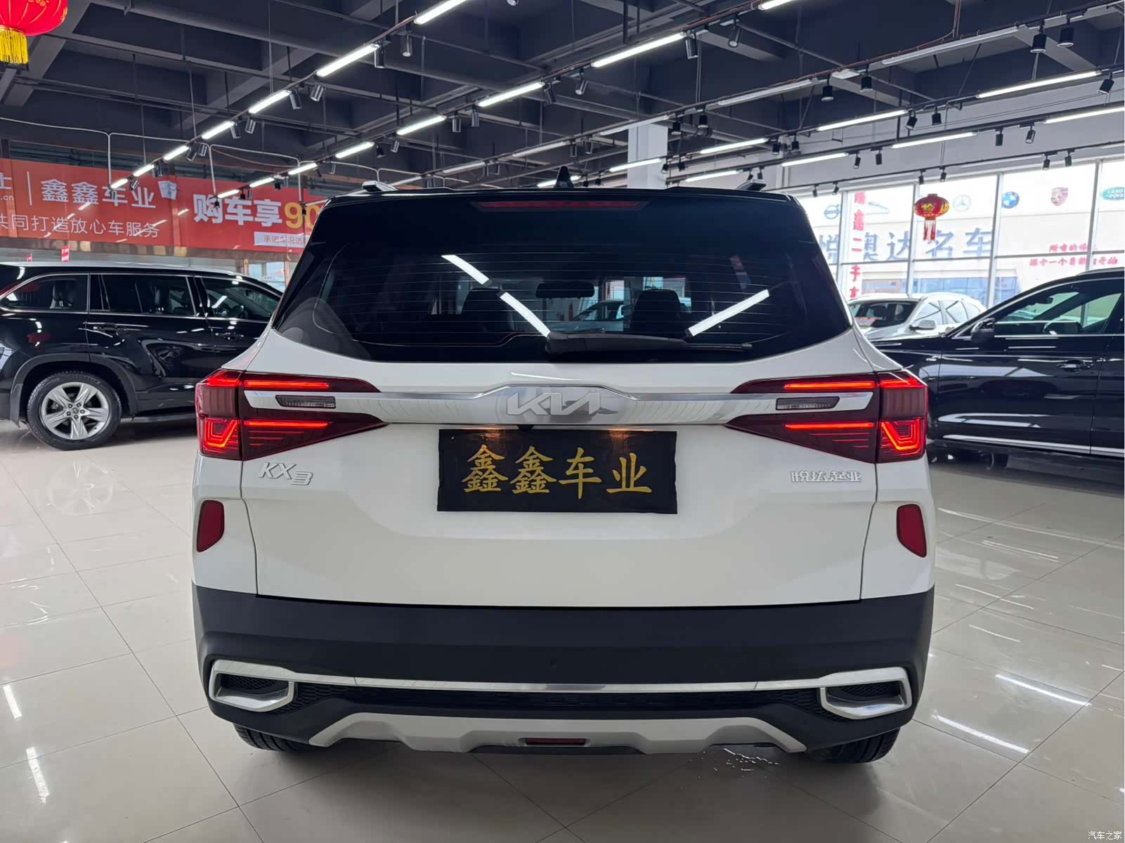 Kia KX3, 2022 4