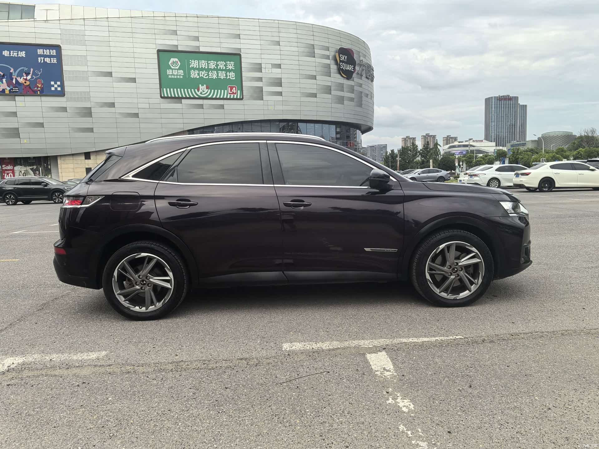 DS 7, 2019 7