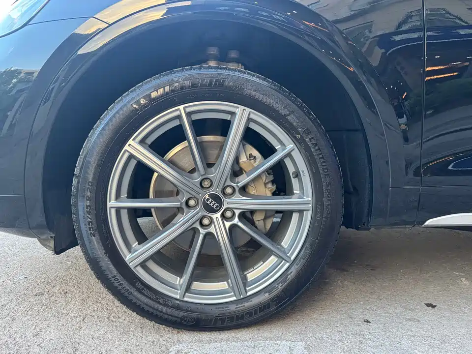 Audi Q5L Audi Q5L