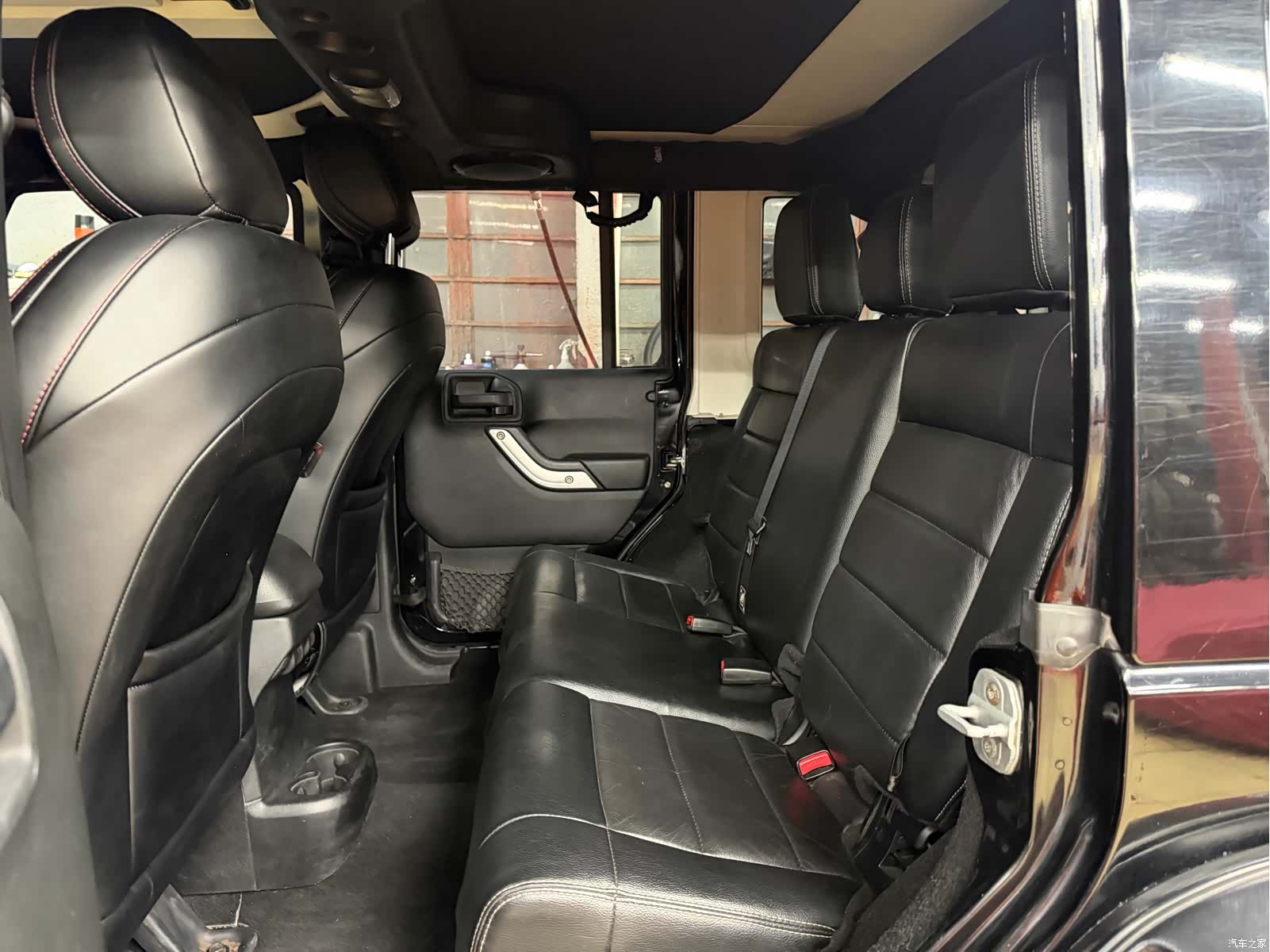 Jeep Wrangler, 2012 19