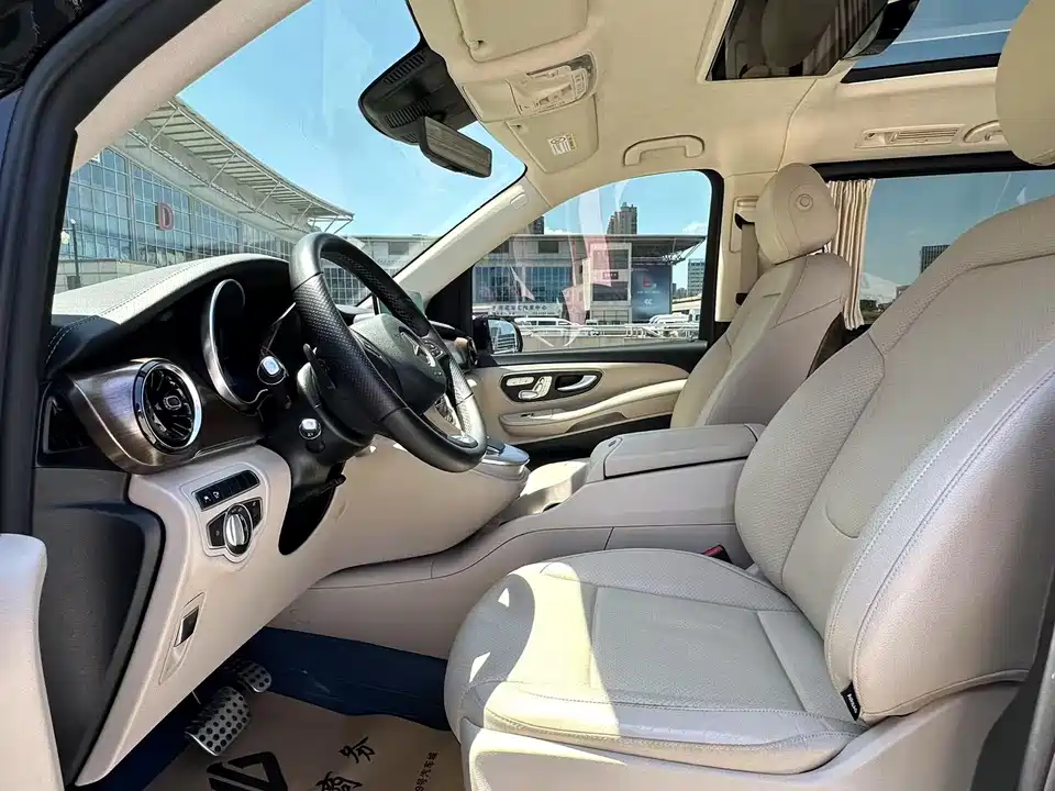 Mercedes-Benz V-class Mercedes-Benz V-class