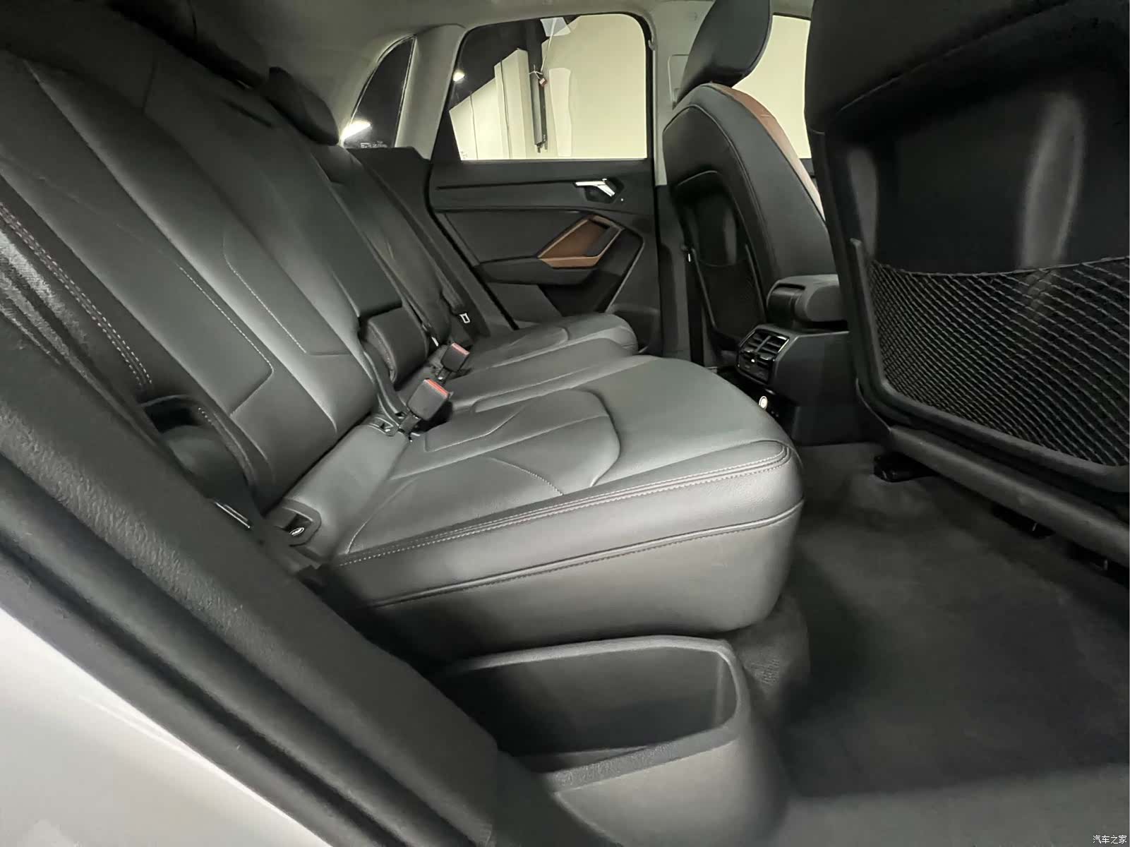 Audi Q3, 2023 16