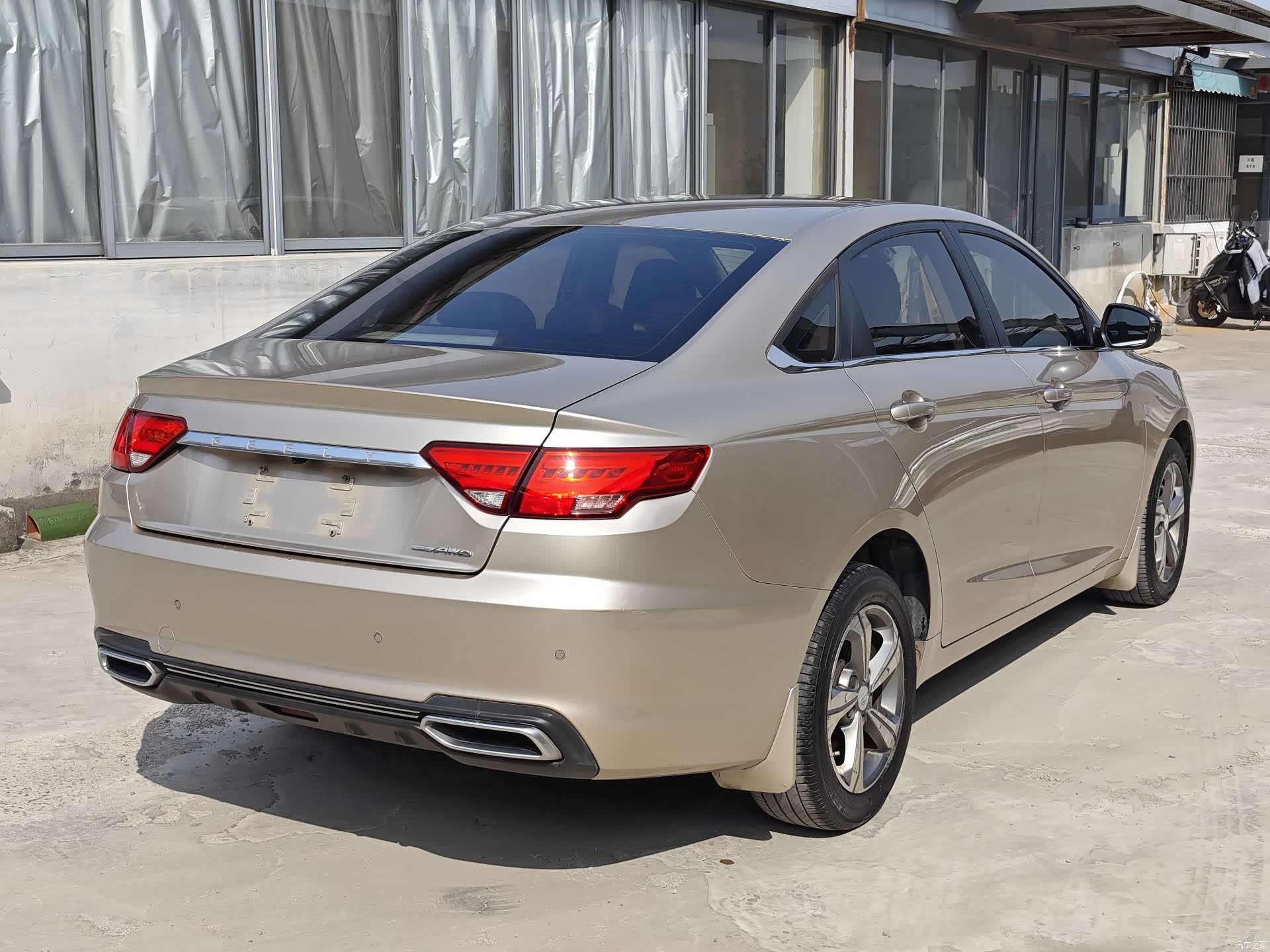 Geely Emgrand, 2019 4