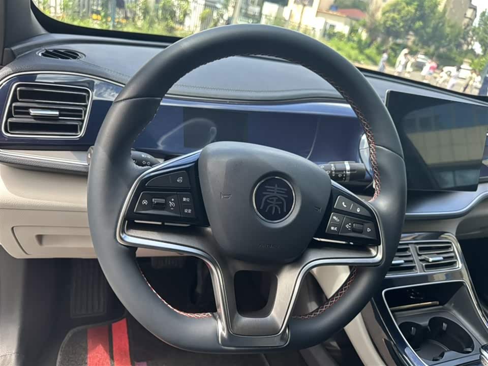 BYD Qin Yuan BYD Qin Yuan