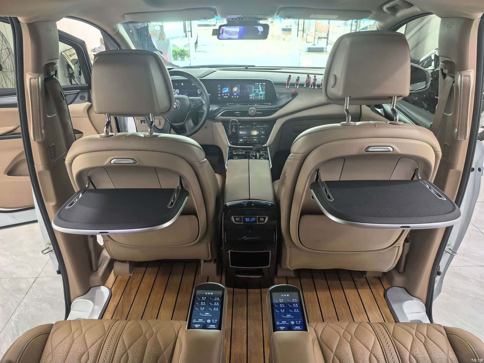Buick GL8, 2021 8