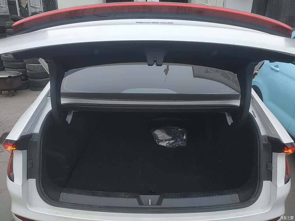Wuling Starlight, 2025 15
