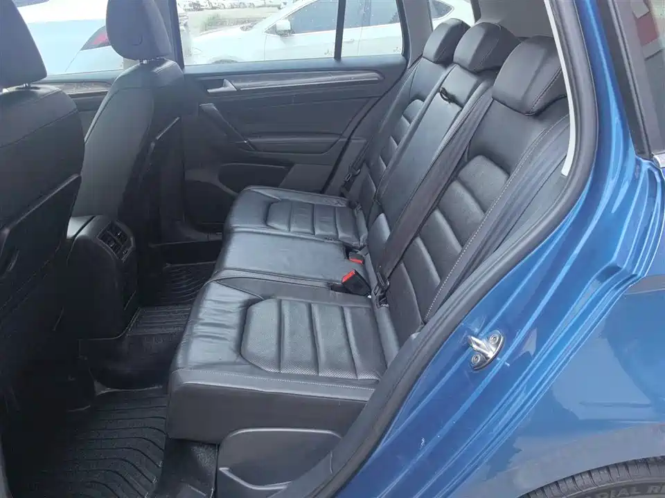 Volkswagen Golf*Jiayu