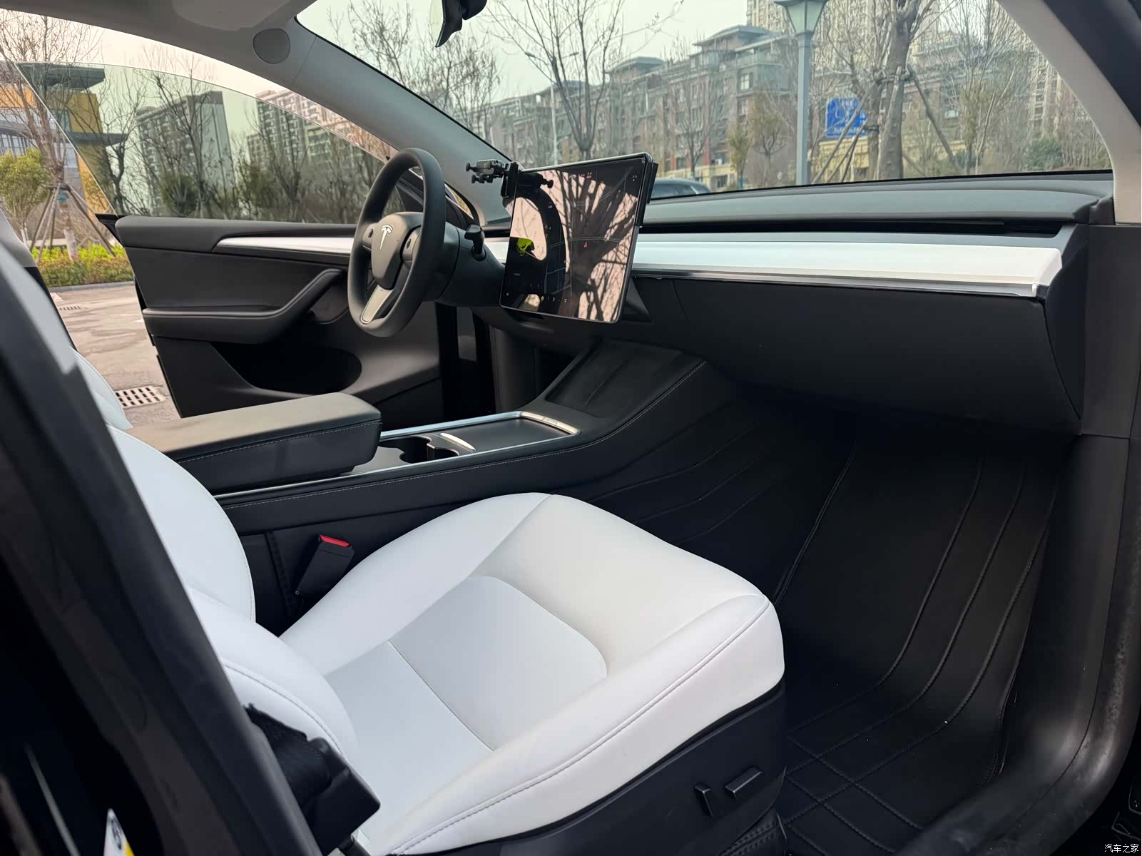 Tesla Model Y, 2021 9