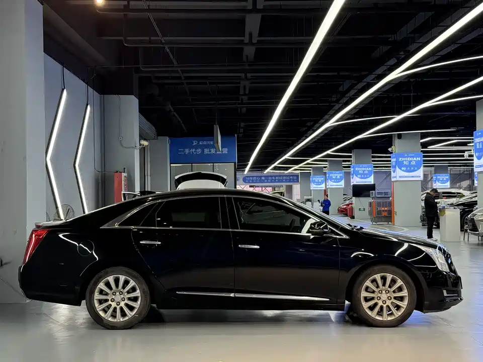 Cadillac XTS