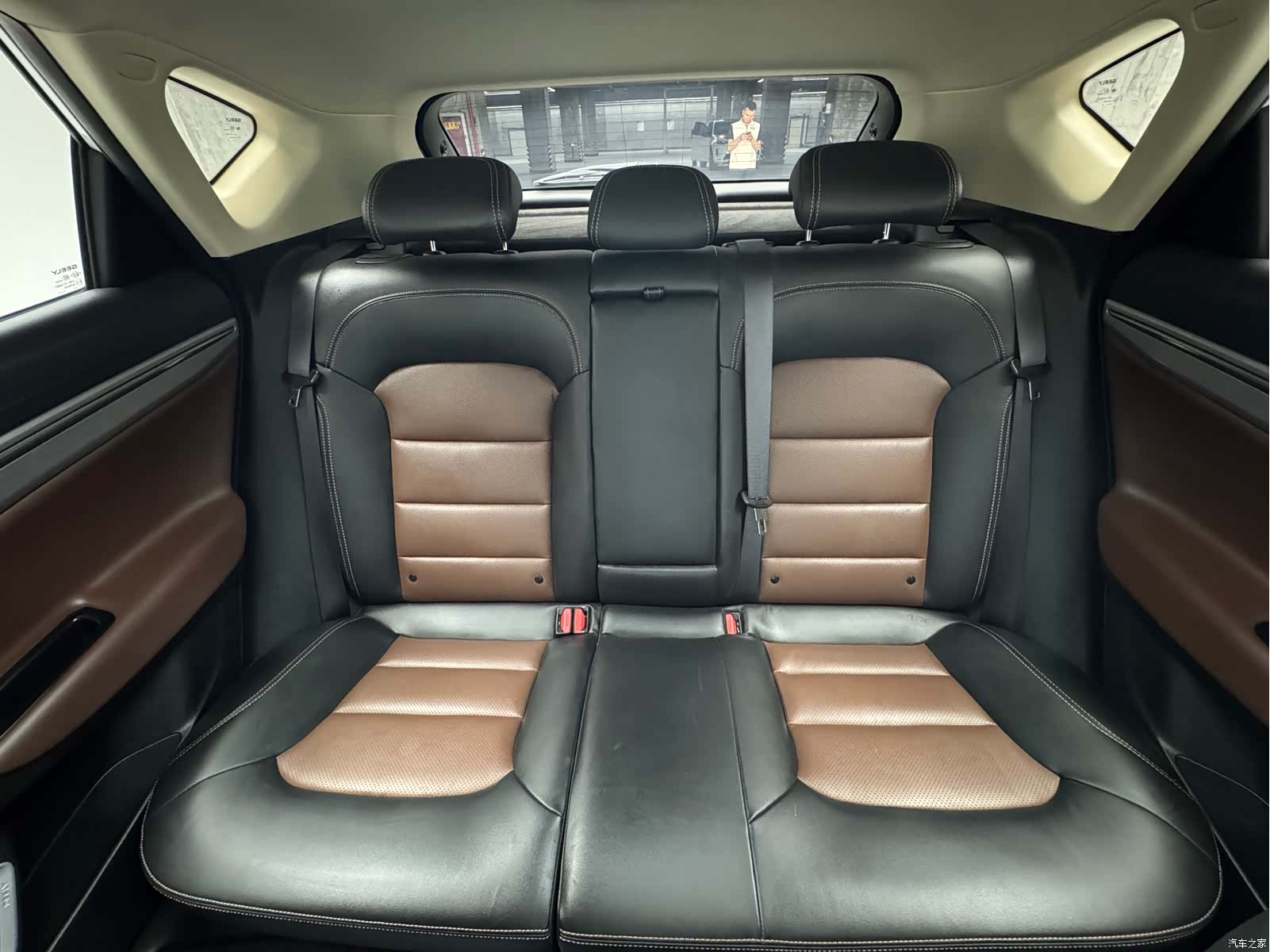 Geely Emgrand, 2019 17