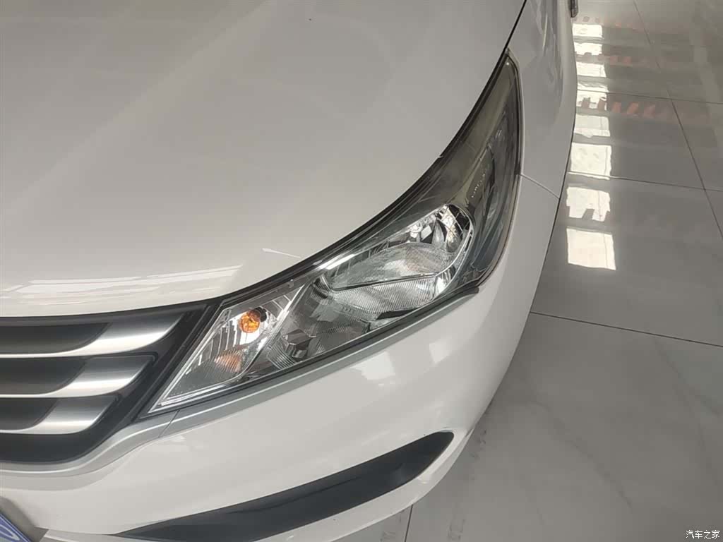Wuling 310, 2018 24