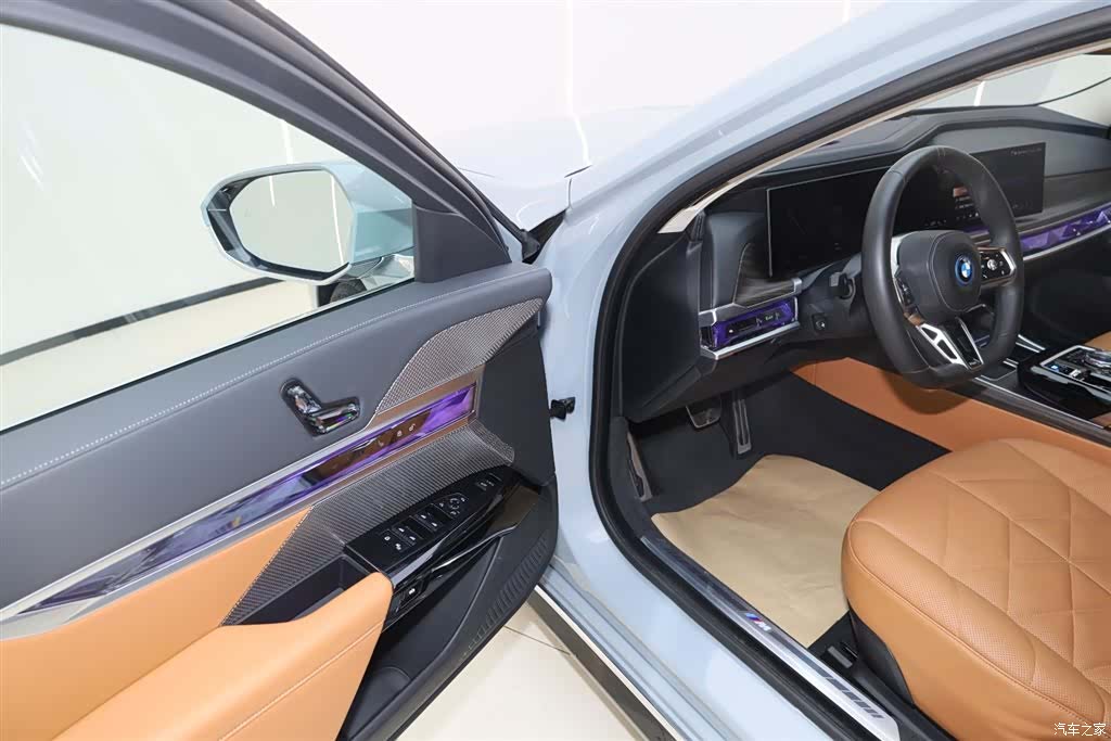 BMW i7, 2023 19