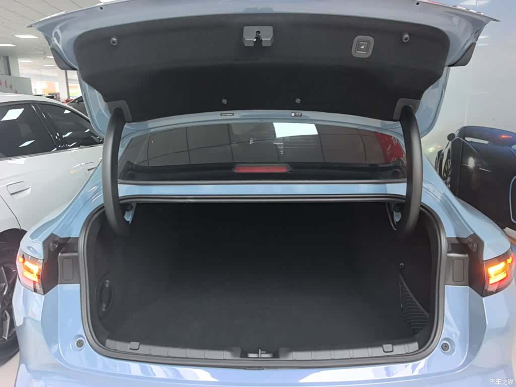 Leapmotor B01, 2025 19