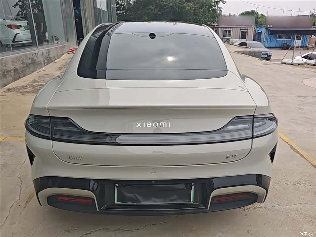 Xiaomi SU7, 2025 6