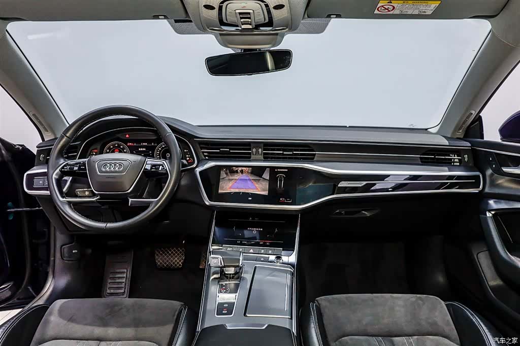 Audi A7L, 2024 29
