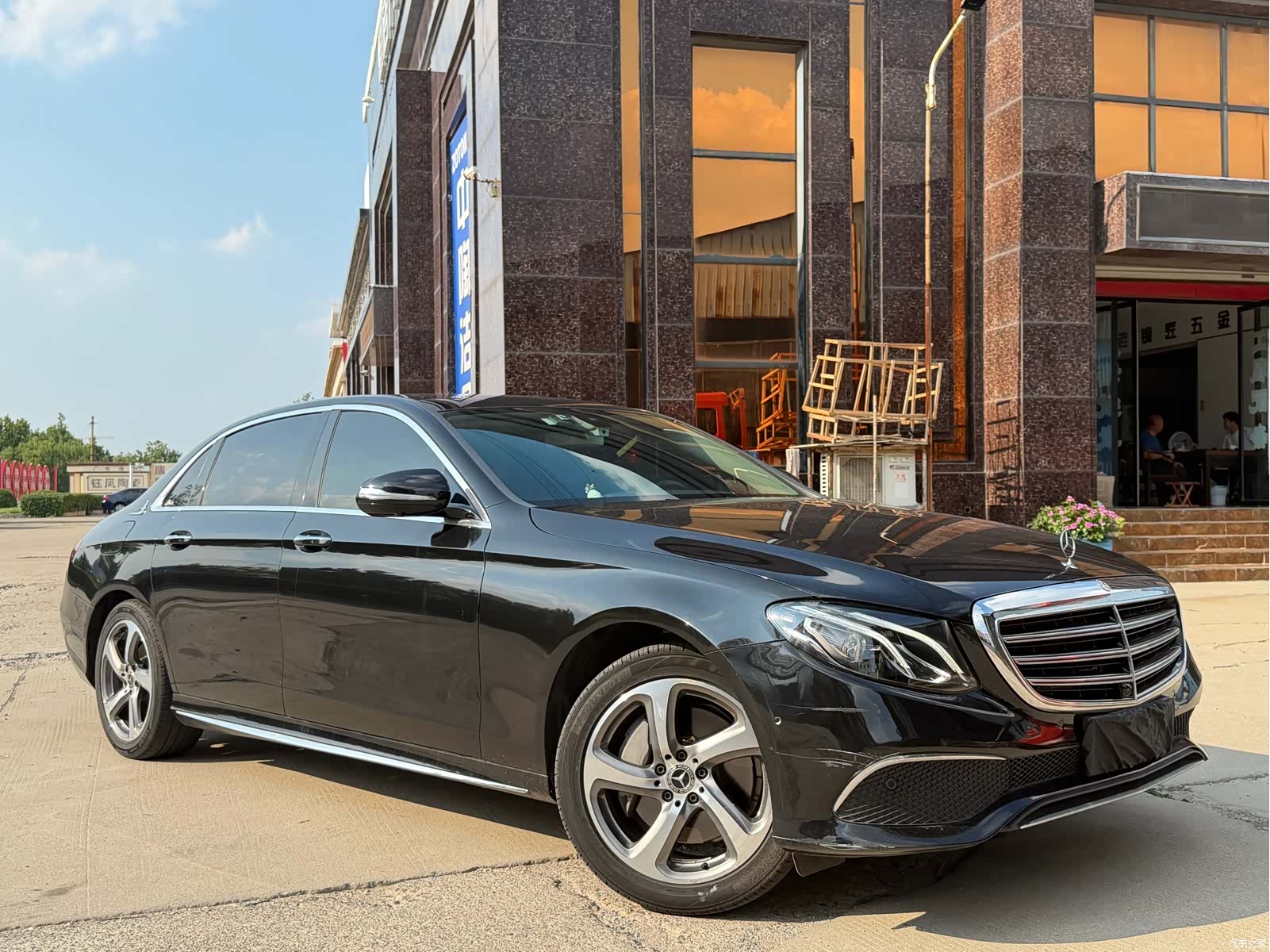 Mercedes-Benz E-Class, 2019 3