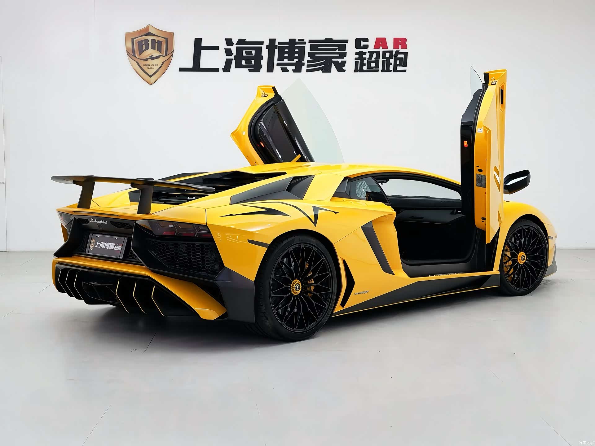 Lamborghini Aventador, 2016 2