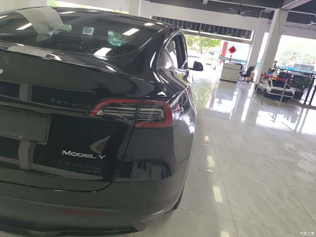 Tesla Model Y, 2023 24
