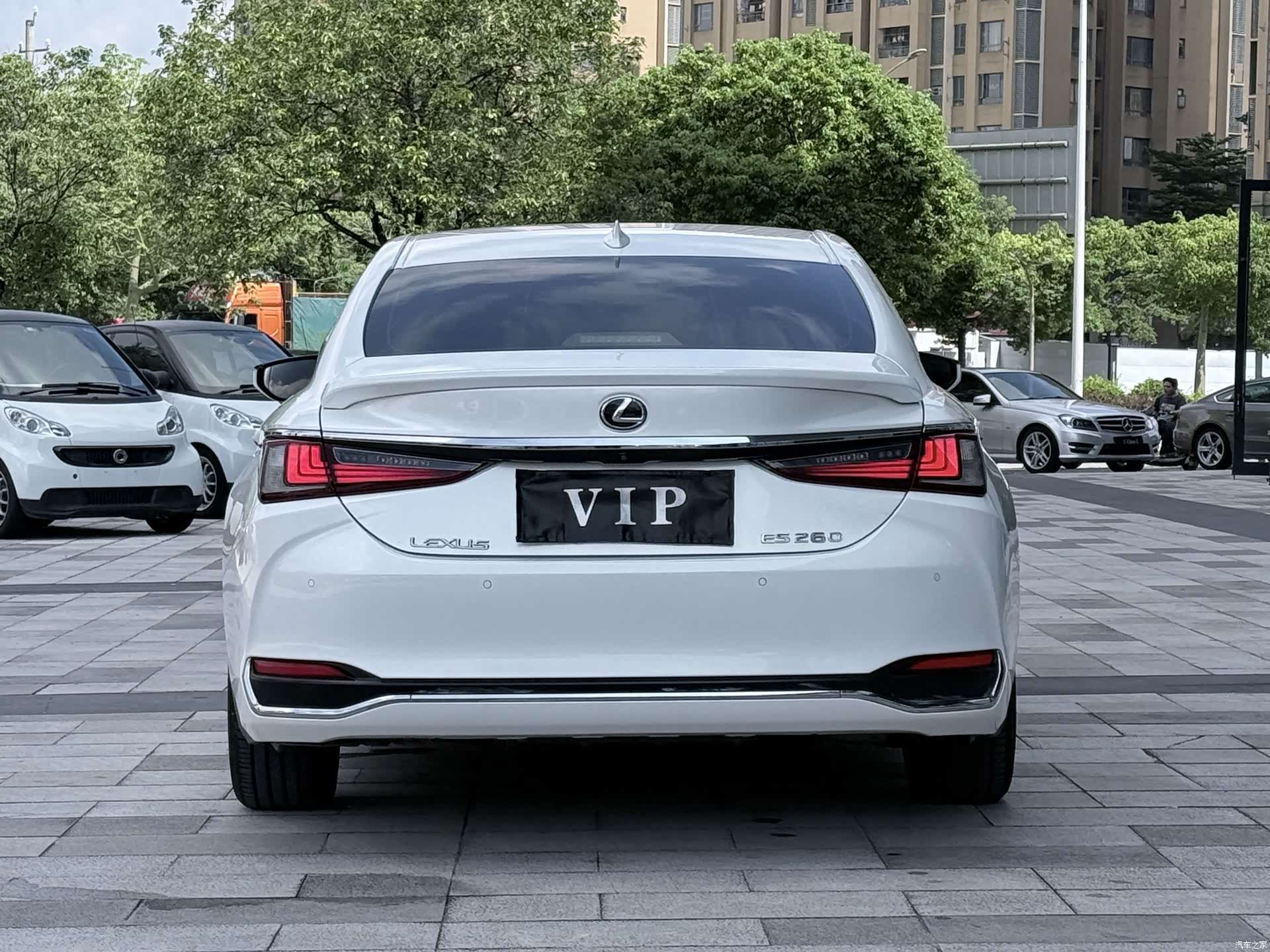 Lexus ES, 2018 4