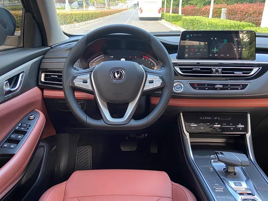 Changan CS75 2025, фото 8