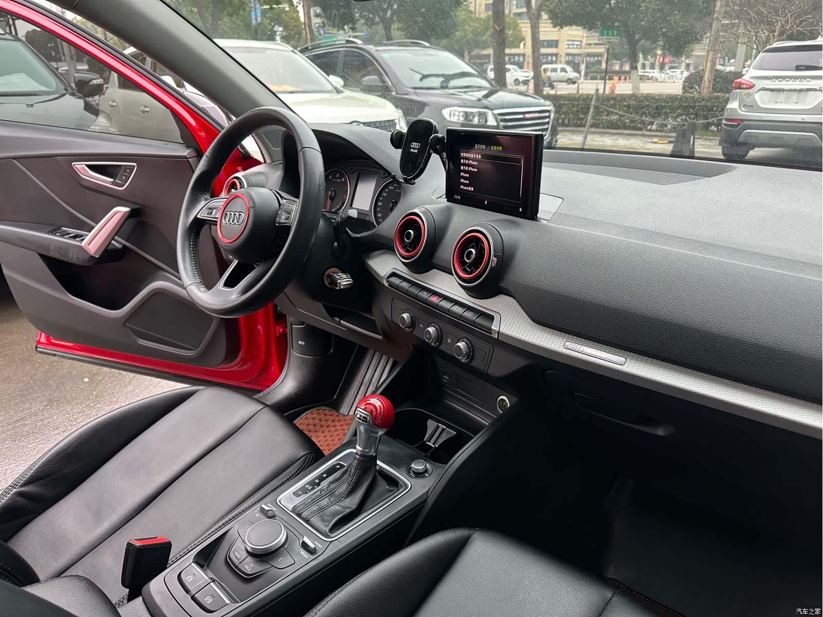Audi Q2L, 2021 13