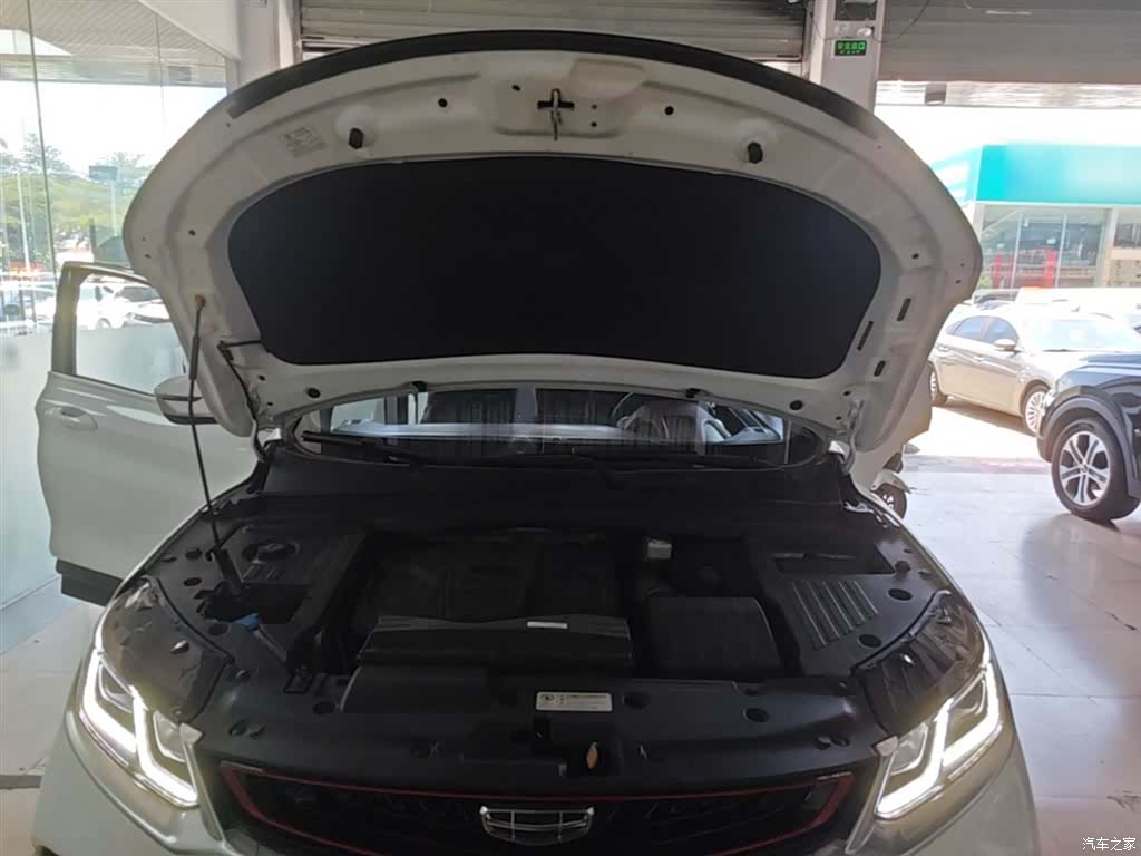 Geely Coolray, 2021 20