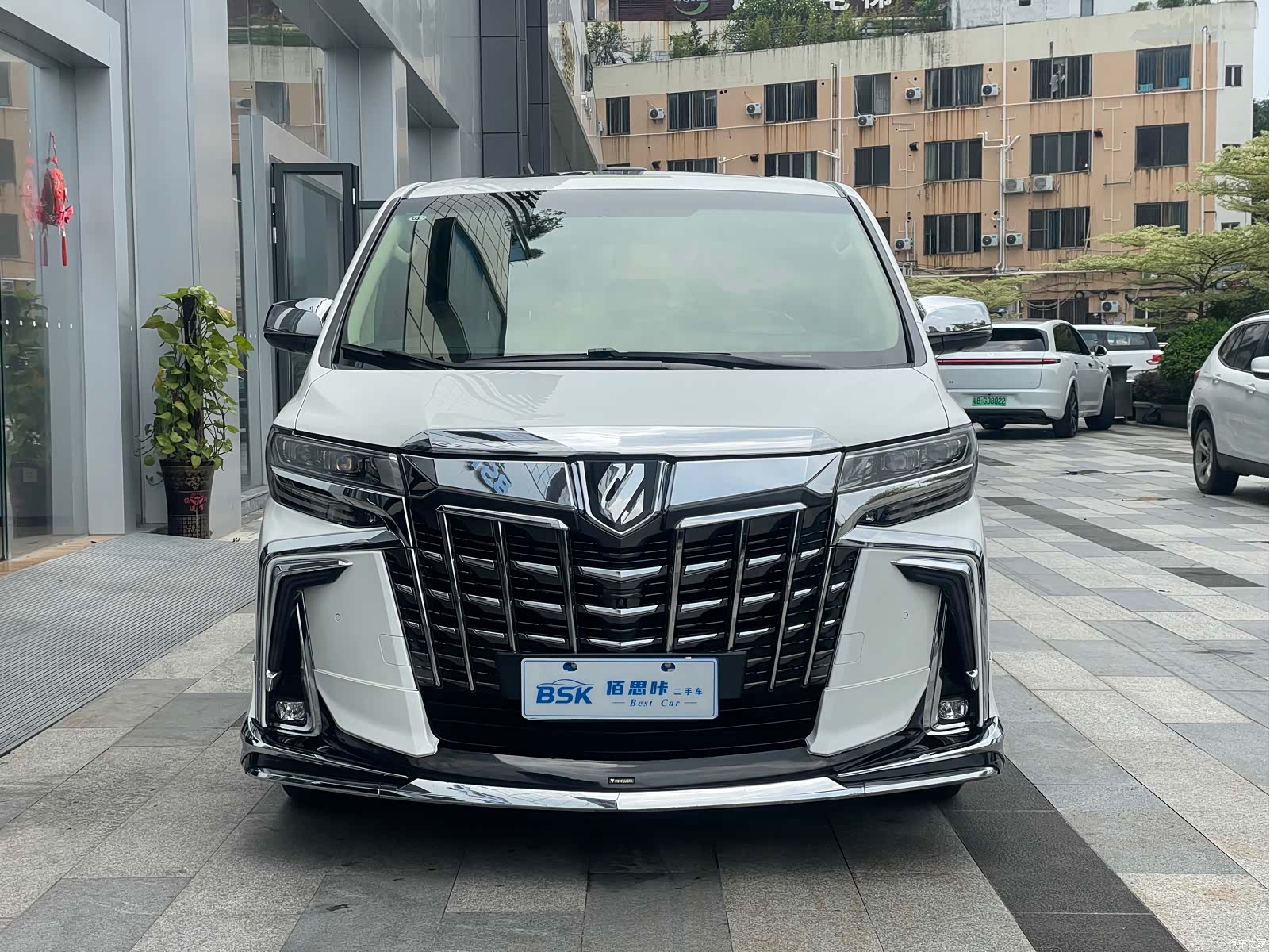 Toyota Alphard, 2018 2