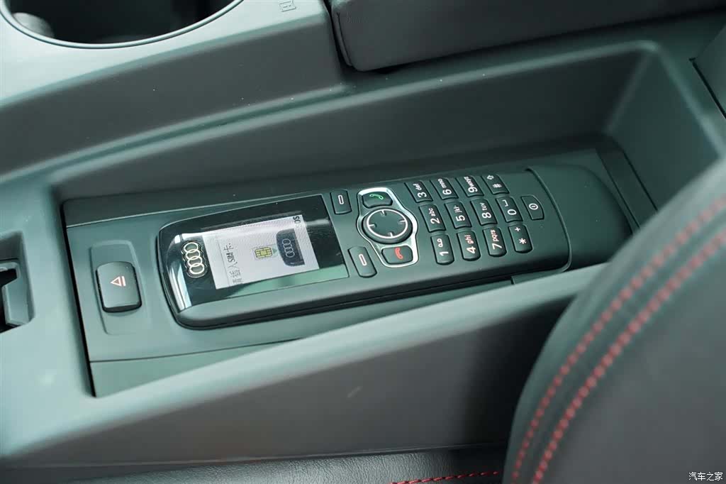 Audi Q7, 2011 16