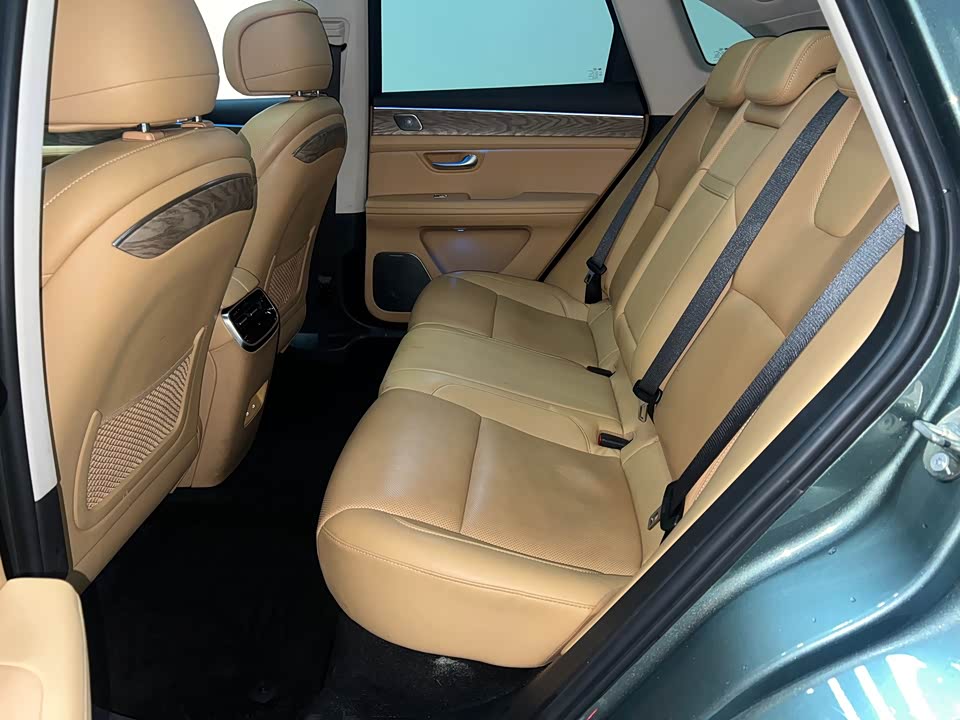 AITO Ask the world M5