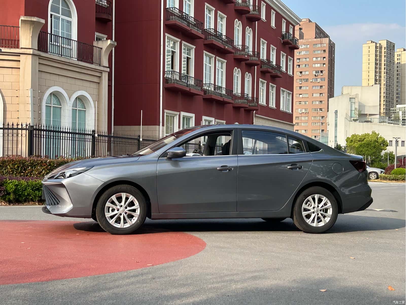 Roewe i5, 2026 4