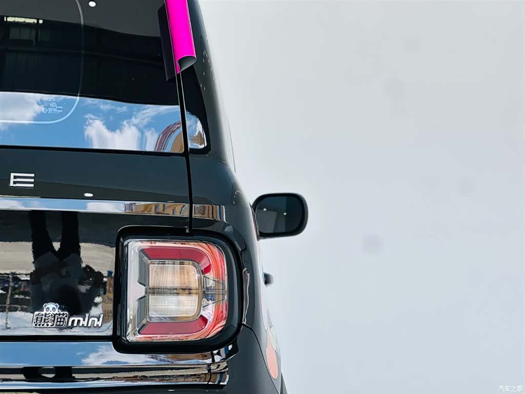 Geely Panda, 2024 11