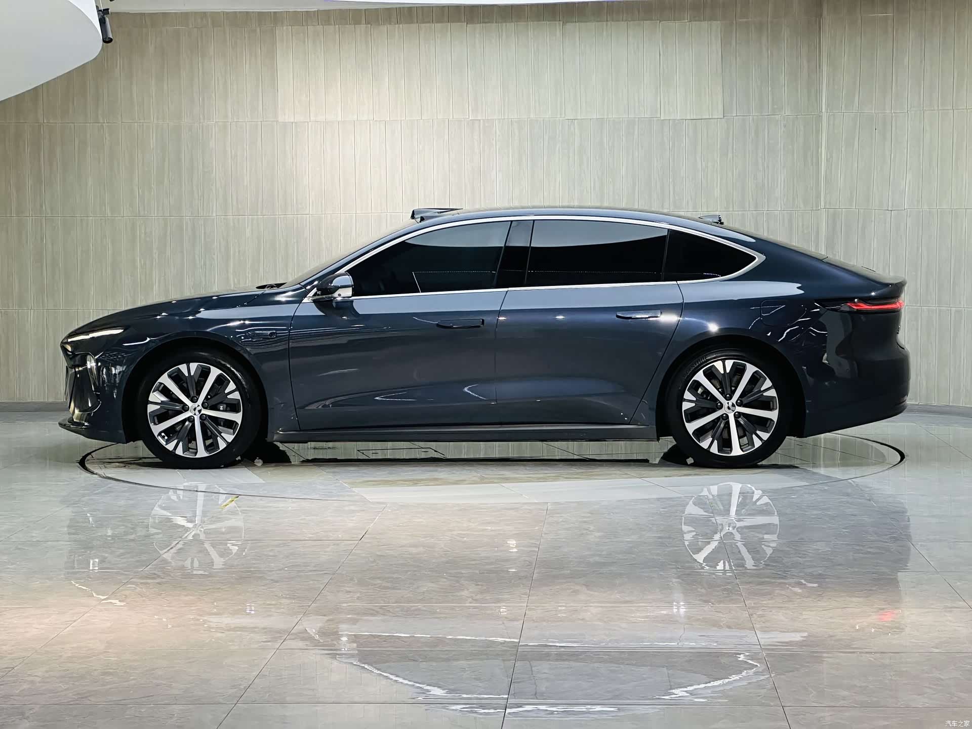NIO ET7, 2023 4