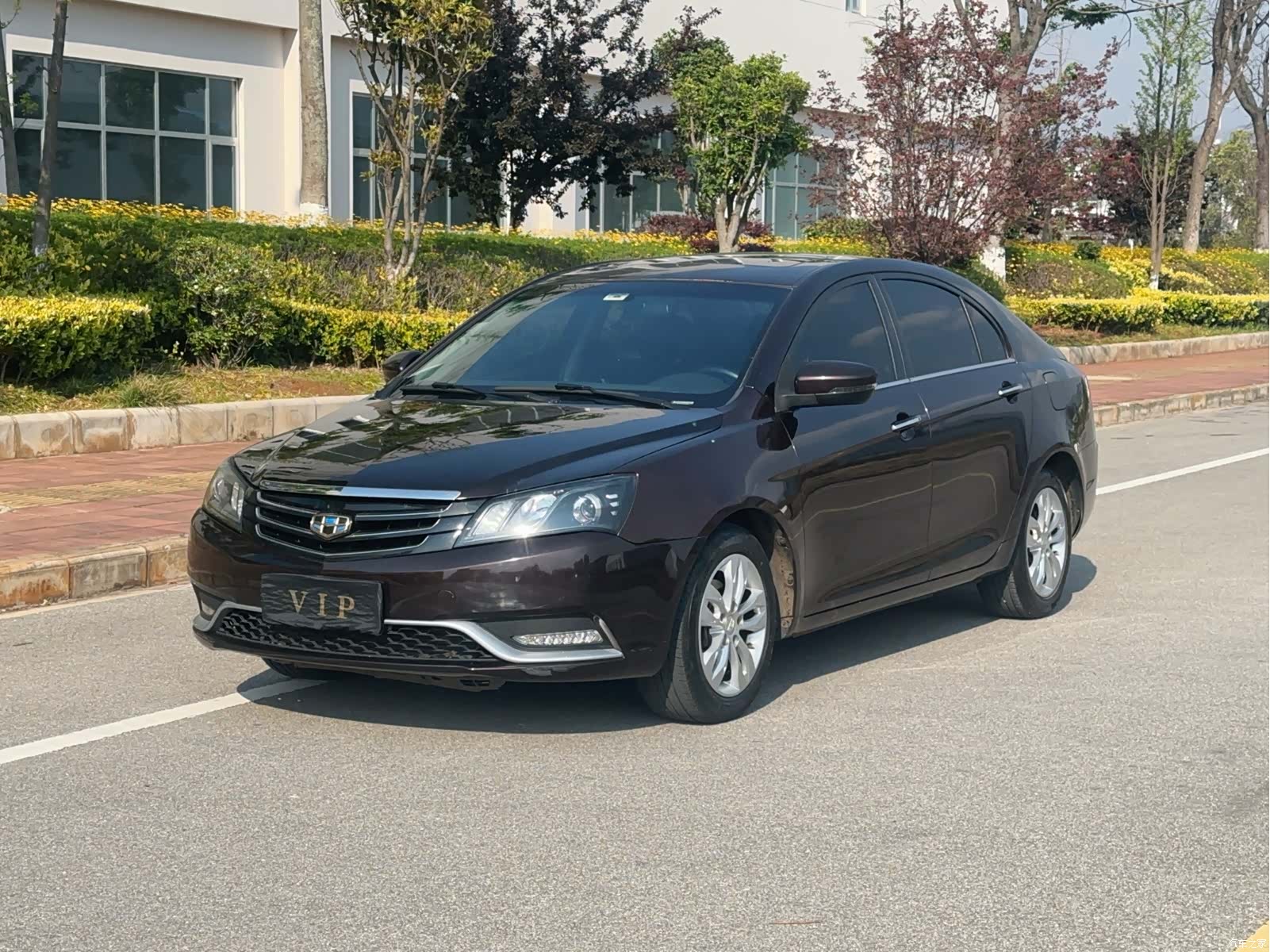 Geely Emgrand, 2015 1
