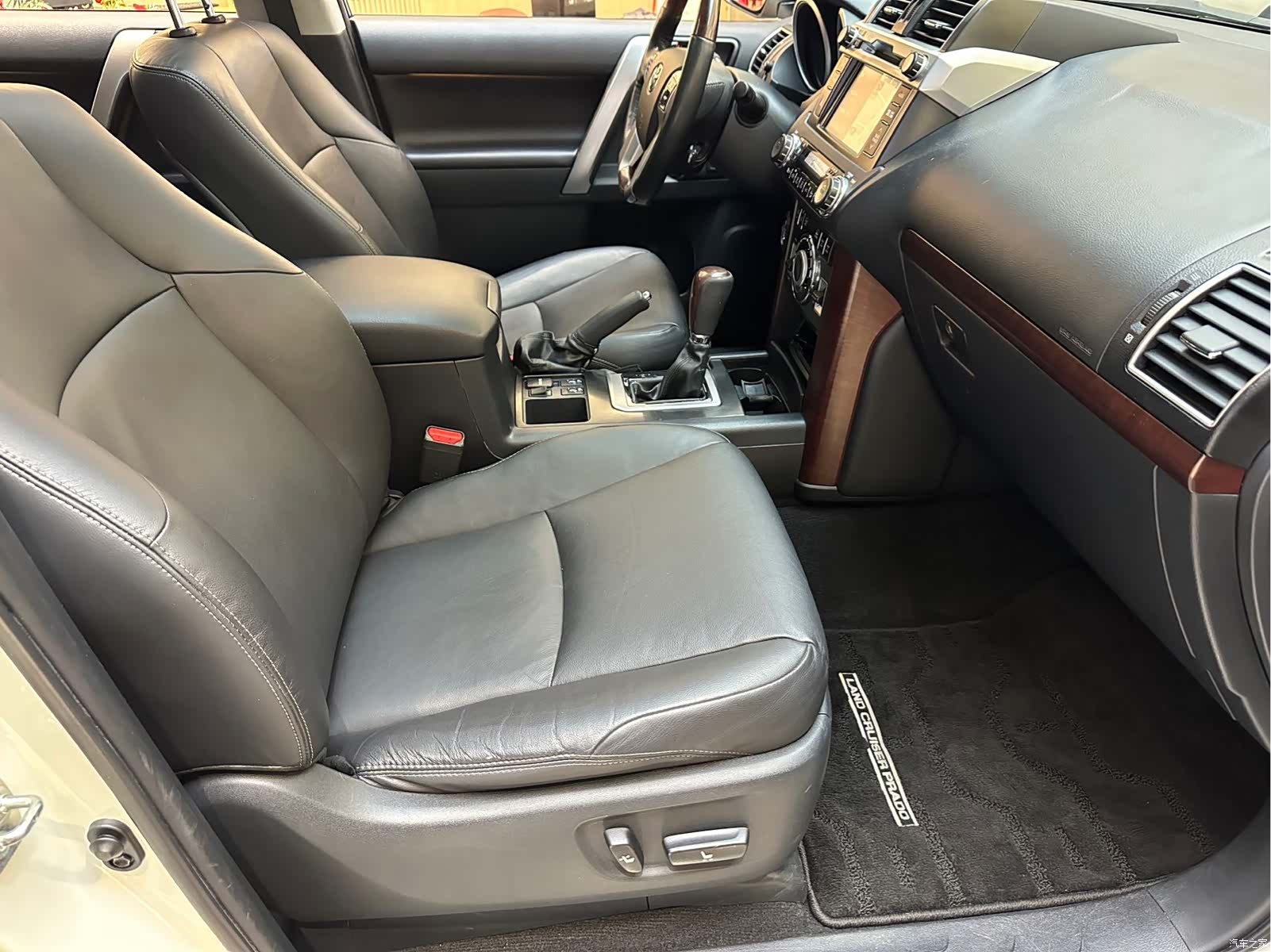 Toyota Prado, 2015 7