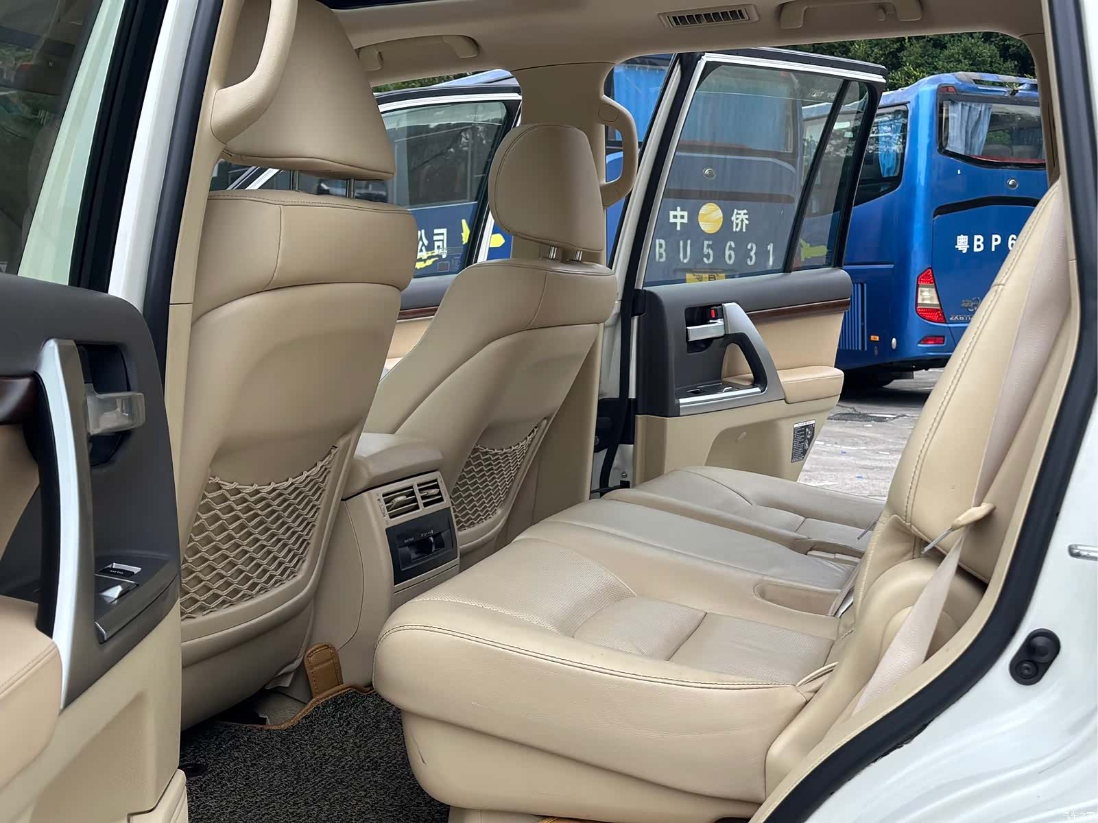 Toyota Land Cruiser, 2017 8