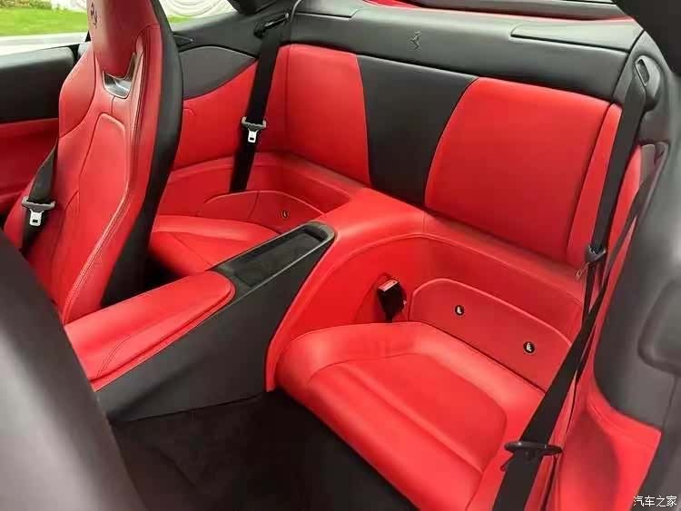 Ferrari Portofino, 2019 6