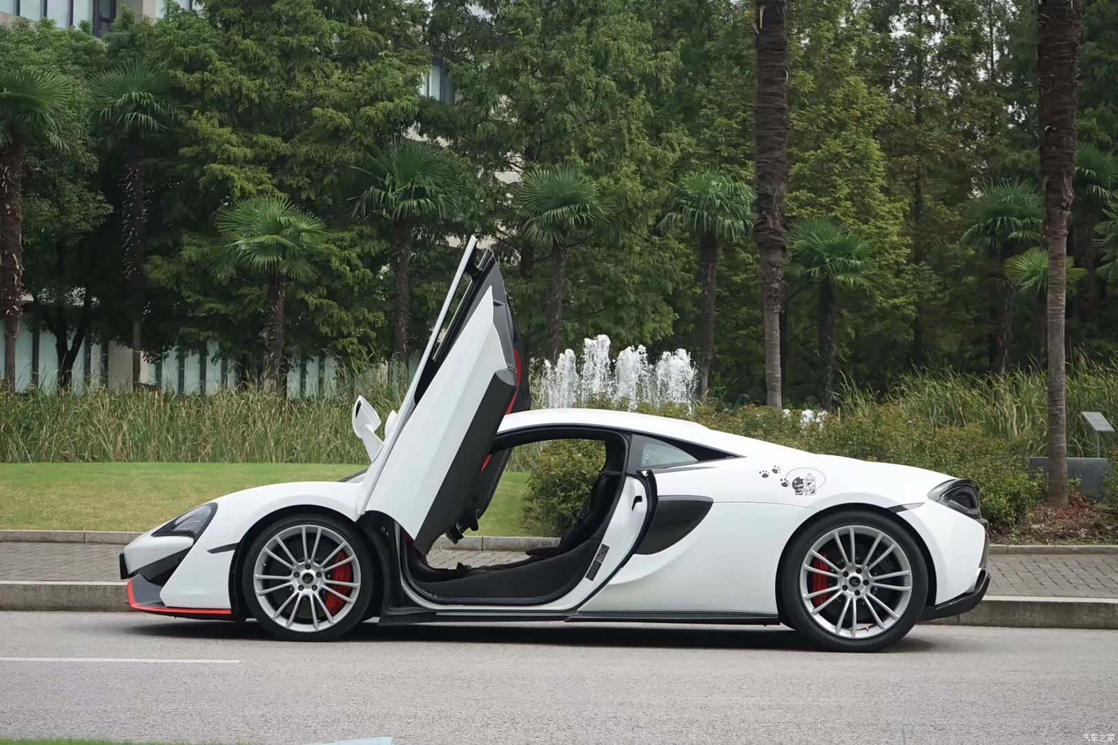 McLaren 570, 2018 9