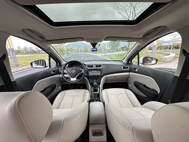 Aeolus L60 2015 1.8L МКПП xin xiang xing
