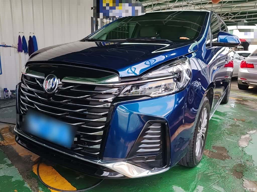 Buick GL8, 2022 1
