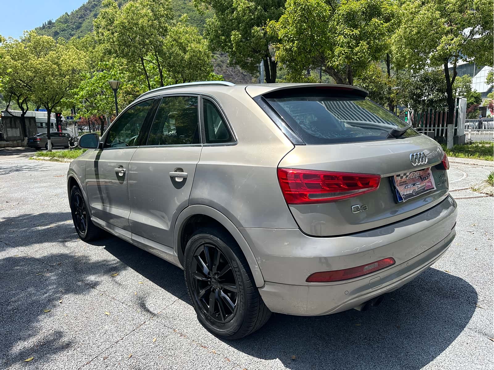 Audi Q3, 2013 6