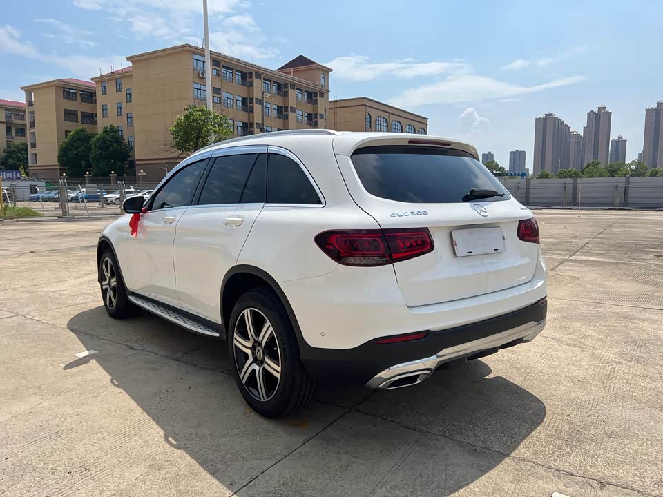 Mercedes-Benz GLC Mercedes-Benz GLC