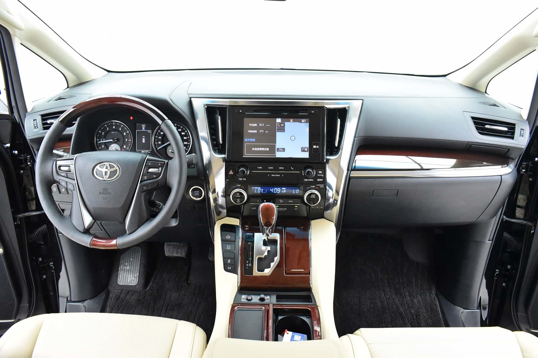 Toyota Alphard, 2016 9