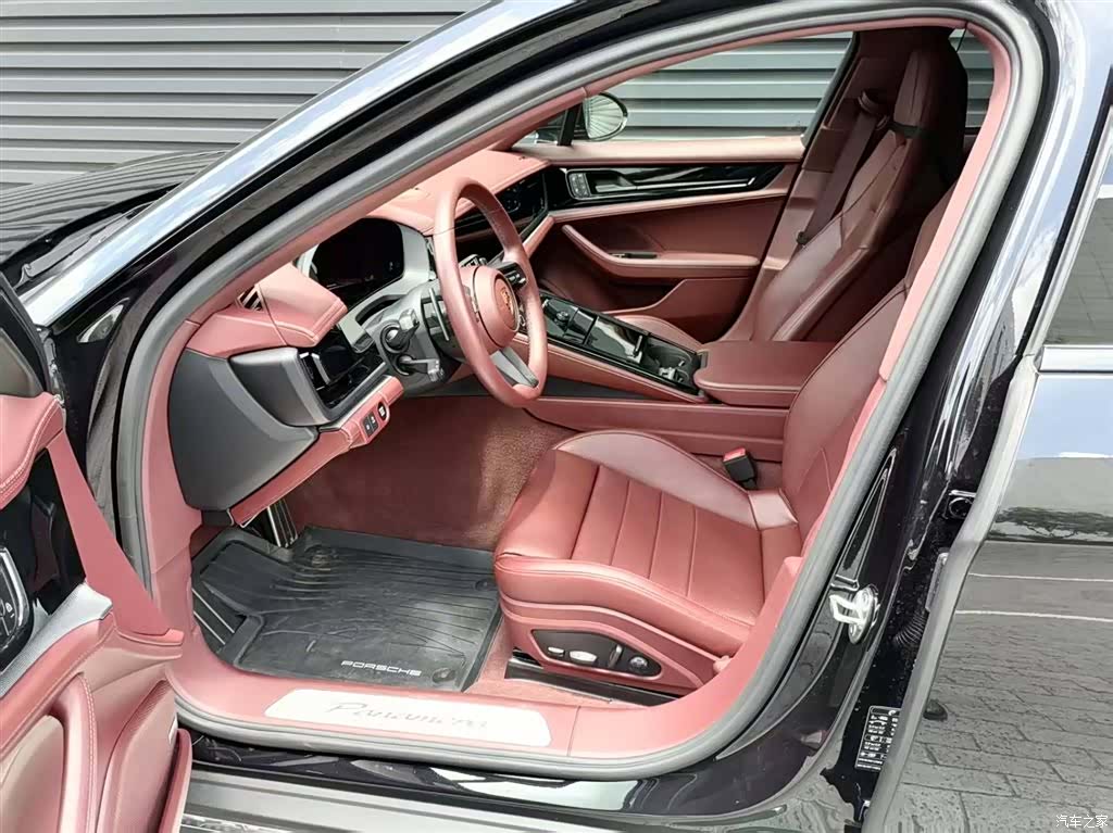 Porsche Panamera, 2025 10