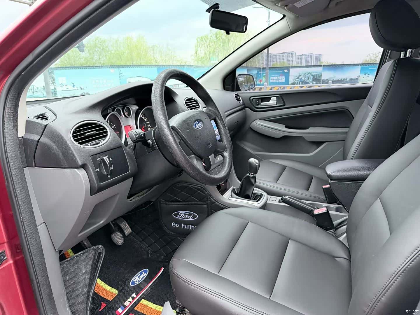 Ford Focus, 2014 4